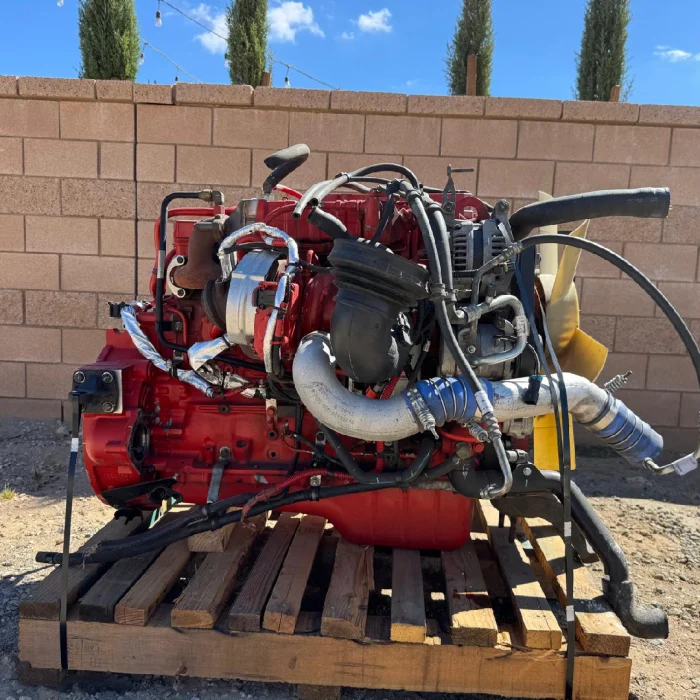 New Project (8) 2016 CUMMINS 6.7 220HP GOOD RUNNING ENGINE - Image 2